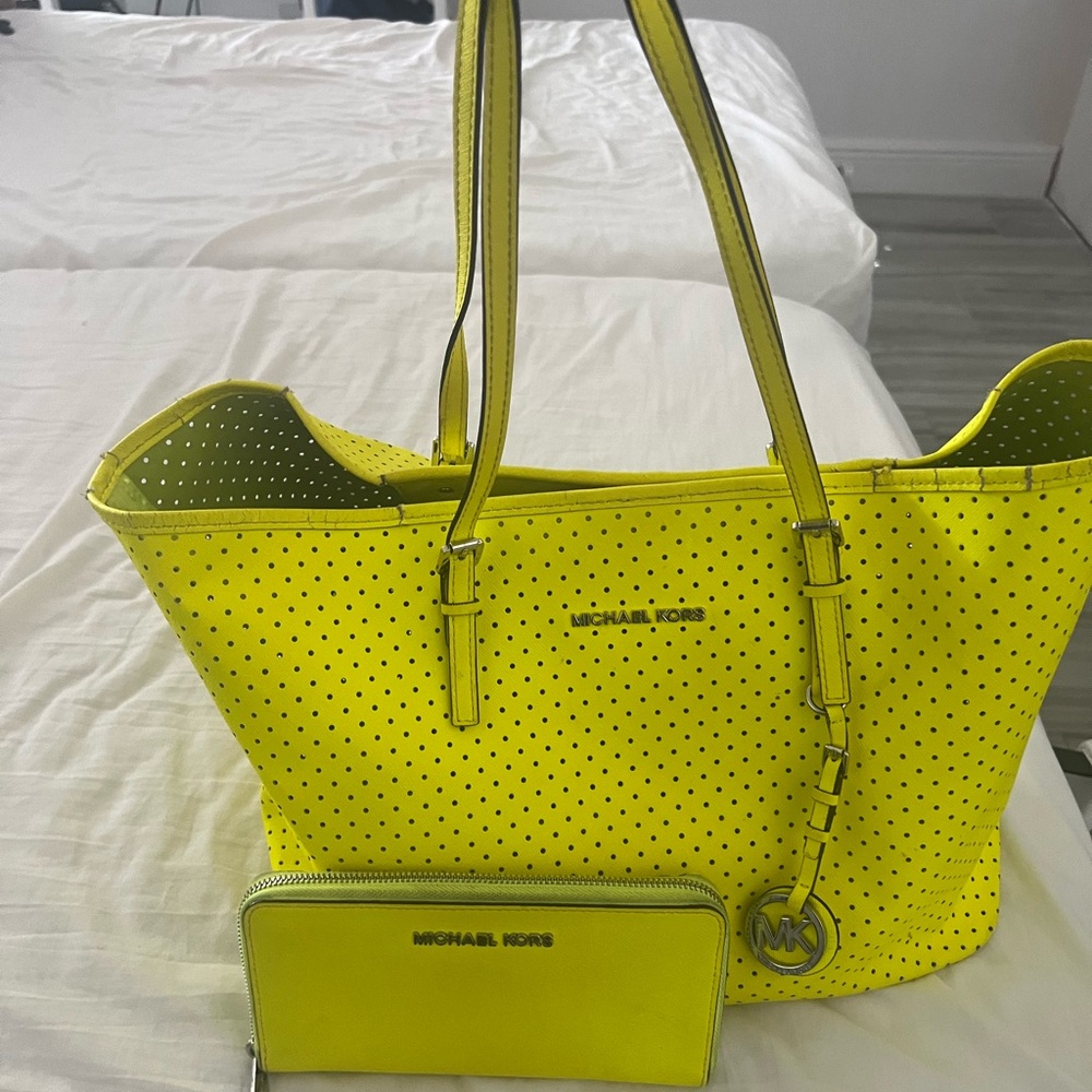 Michael Kors Jet Set Purse with Matching Wallet.